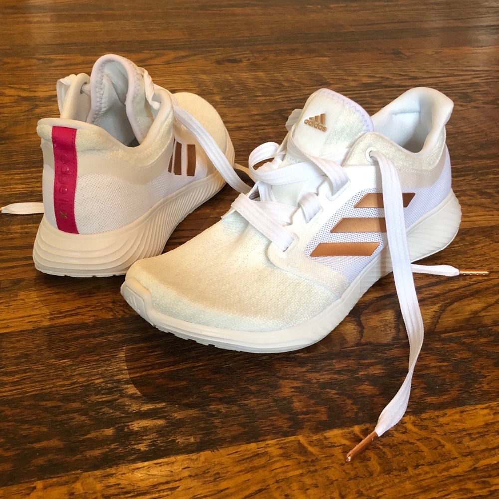 New! Women’s Adidas Edge Lux 3 shoes, size 8.5